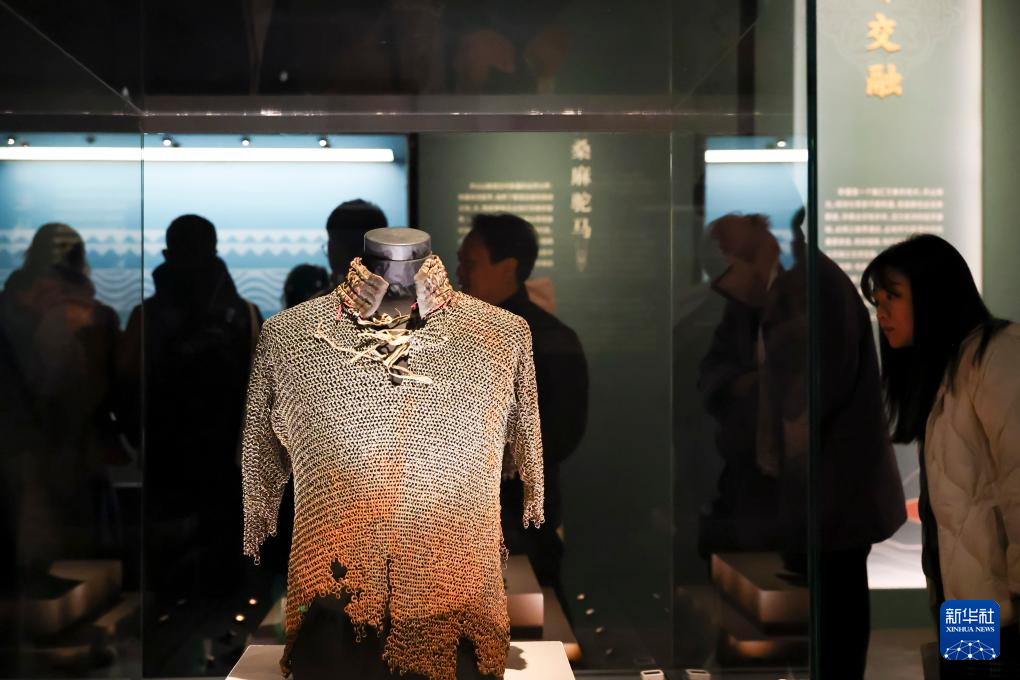 “丝路回响——新疆丝绸之路上的璀璨明珠与文明印记展”开幕